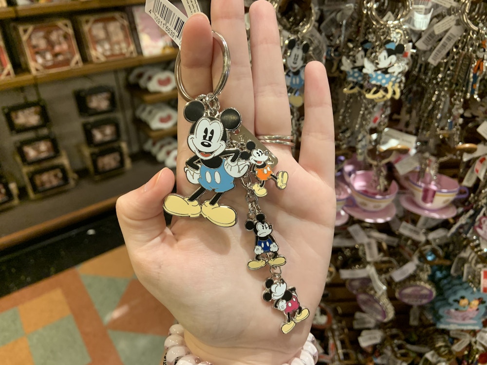 PHOTOS: New Mickey and Friends Keychains Pop Up at Walt Disney