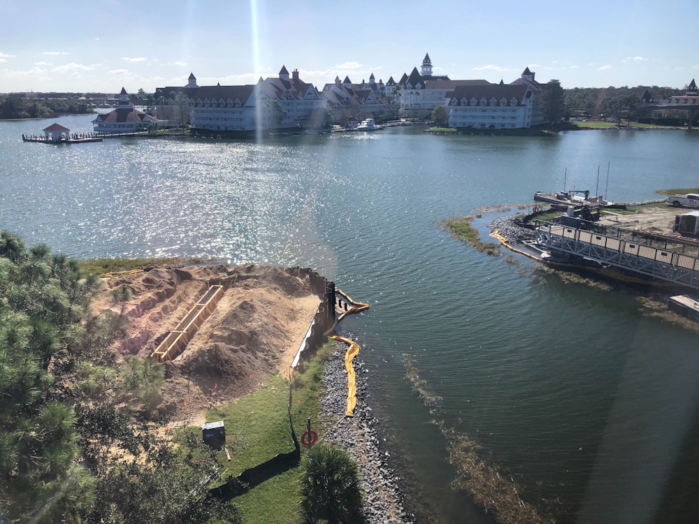 Construction Grand Floridian Bridge Walkway Jan 13 2020 2.jpg?auto=compress%2Cformat&fit=scale&h=750&ixlib=php 1.2