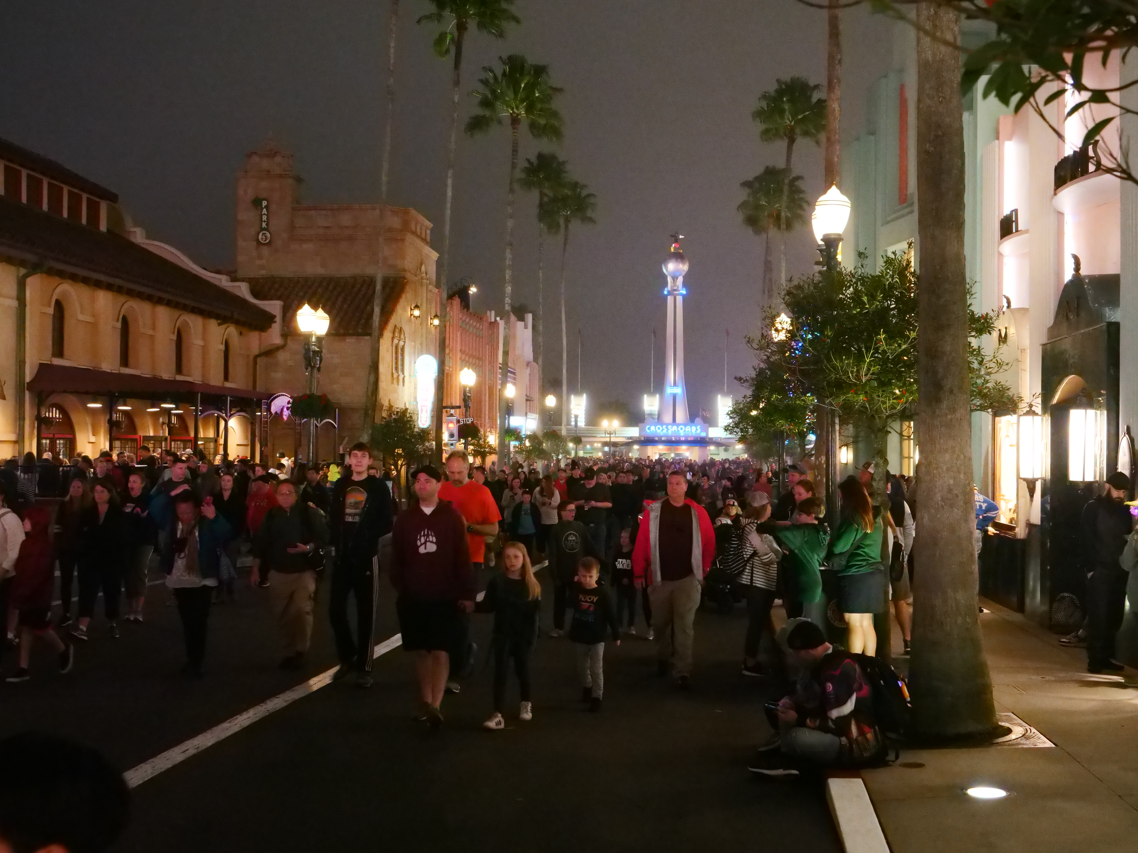 Disney's Hollywood Studios Opening Crowds