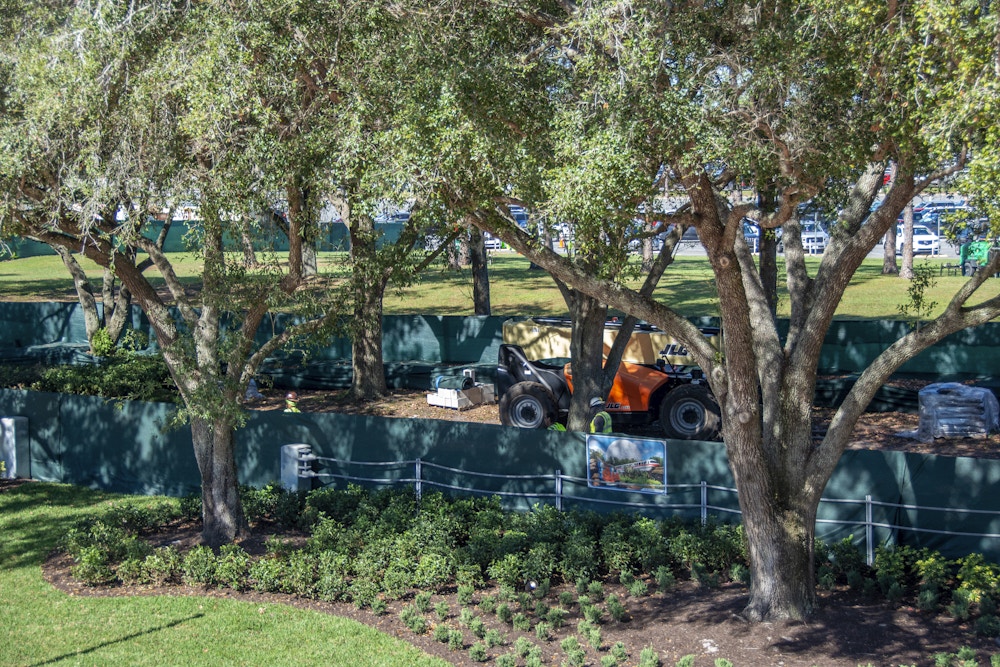 EPCOT Entrance Construction 1 20 20 Landscaping.jpg?auto=compress%2Cformat&fit=scale&h=667&ixlib=php 1.2