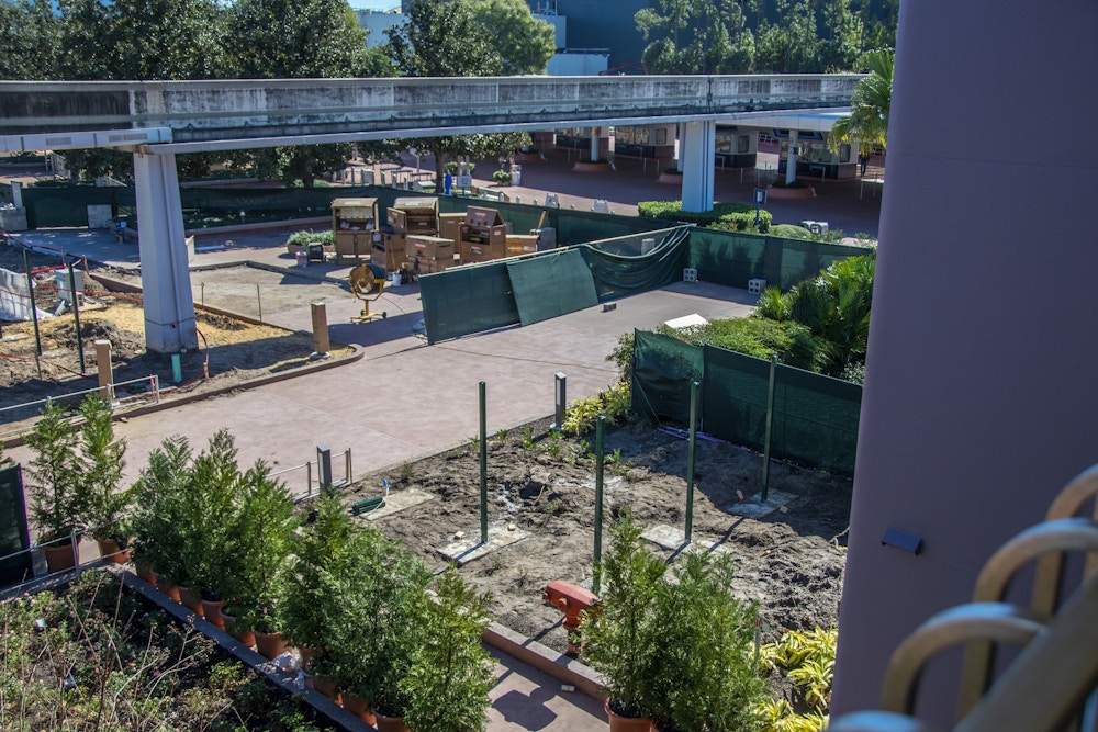 EPCOT Entrance Construction 1 20 20 Security Green Poles.jpg?auto=compress%2Cformat&fit=scale&h=667&ixlib=php 1.2