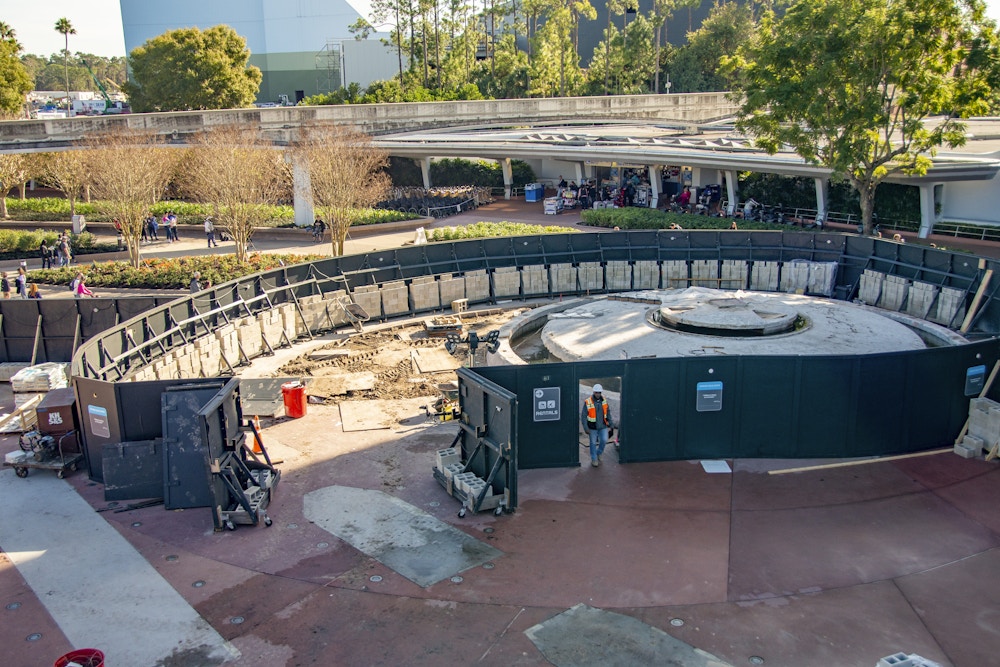 EPCOT Fountain 1 7 20 Side Closer.jpg?auto=compress%2Cformat&fit=scale&h=667&ixlib=php 1.2