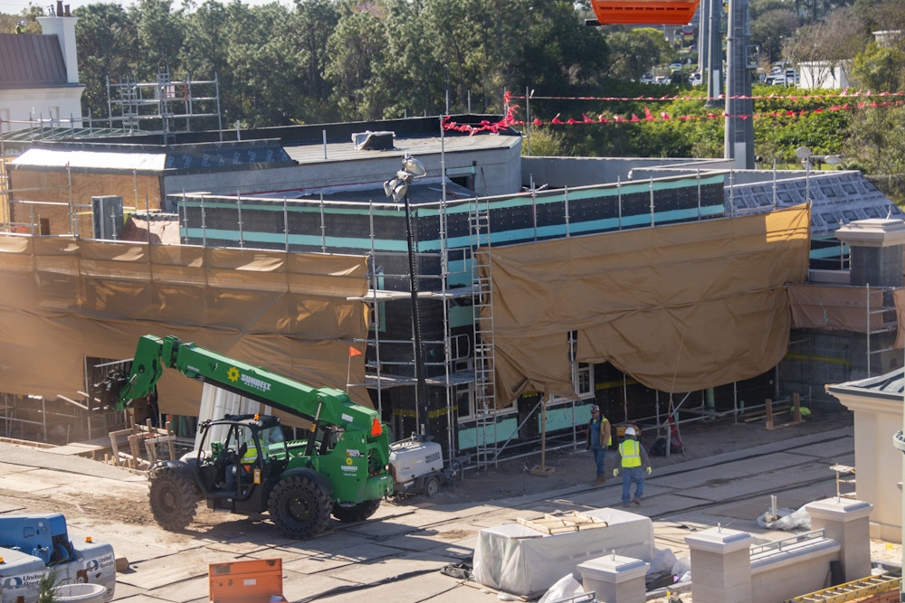 EPCOT France Construction 1 21 20.jpg?auto=compress%2Cformat&fit=scale&h=667&ixlib=php 1.2