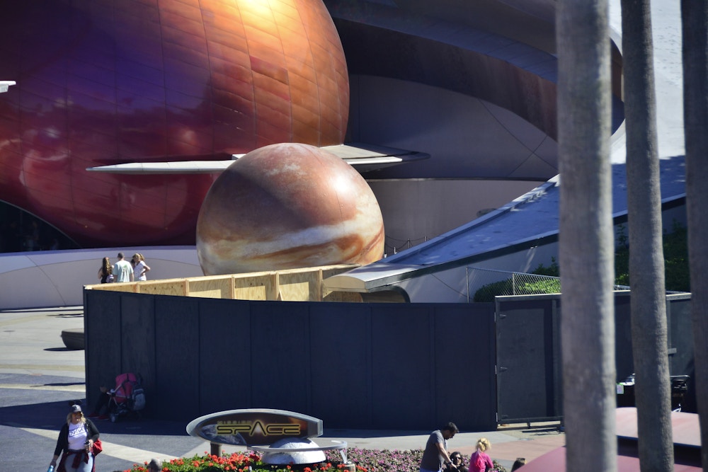 EPCOT Future World Construction 1 28 20 Space 220.JPG?auto=compress%2Cformat&fit=scale&h=667&ixlib=php 1.2