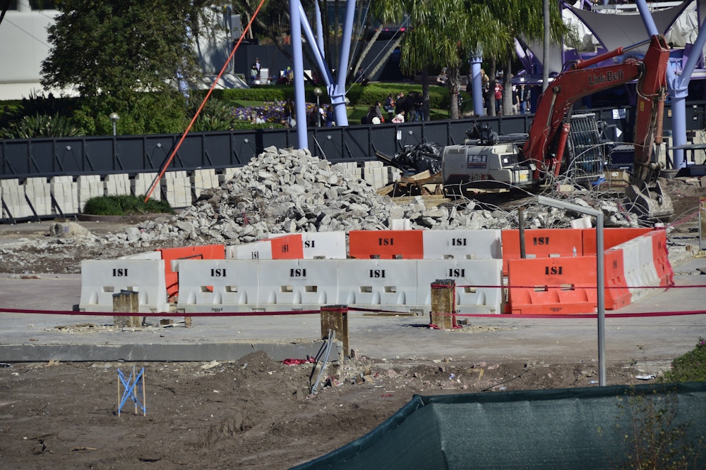 EPCOT Innoventions West Demolition 1 20 20 Interior Beams.JPG?auto=compress%2Cformat&fit=scale&h=667&ixlib=php 1.2