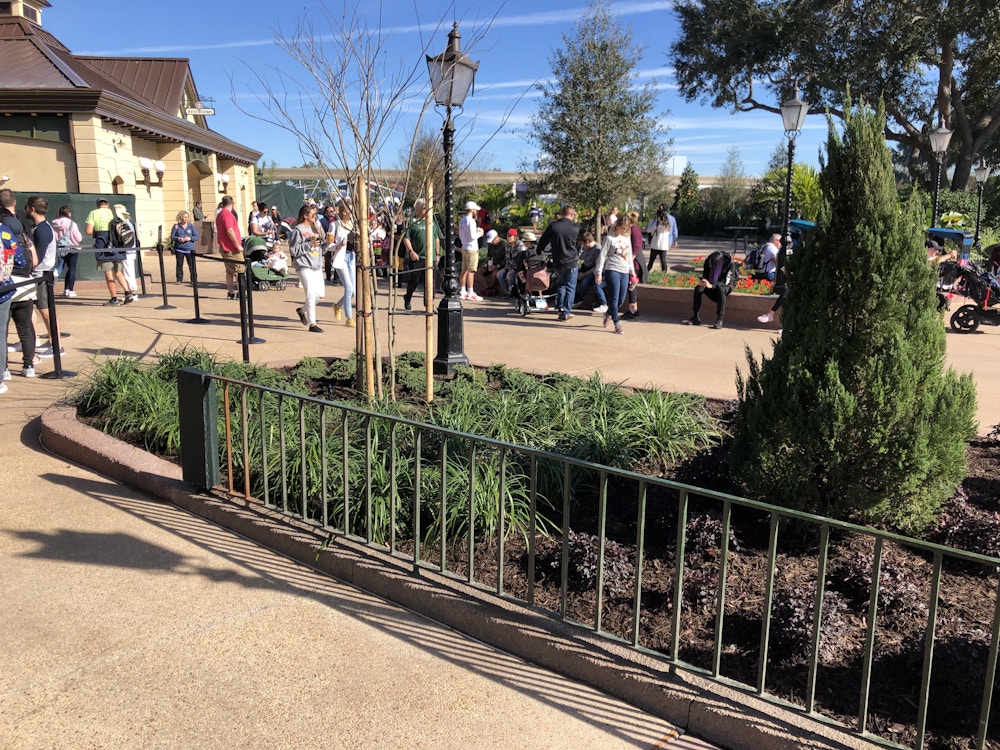 EPCOT Photo Report 1 7 20 New Starbucks Planter.jpg?auto=compress%2Cformat&fit=scale&h=750&ixlib=php 1.2