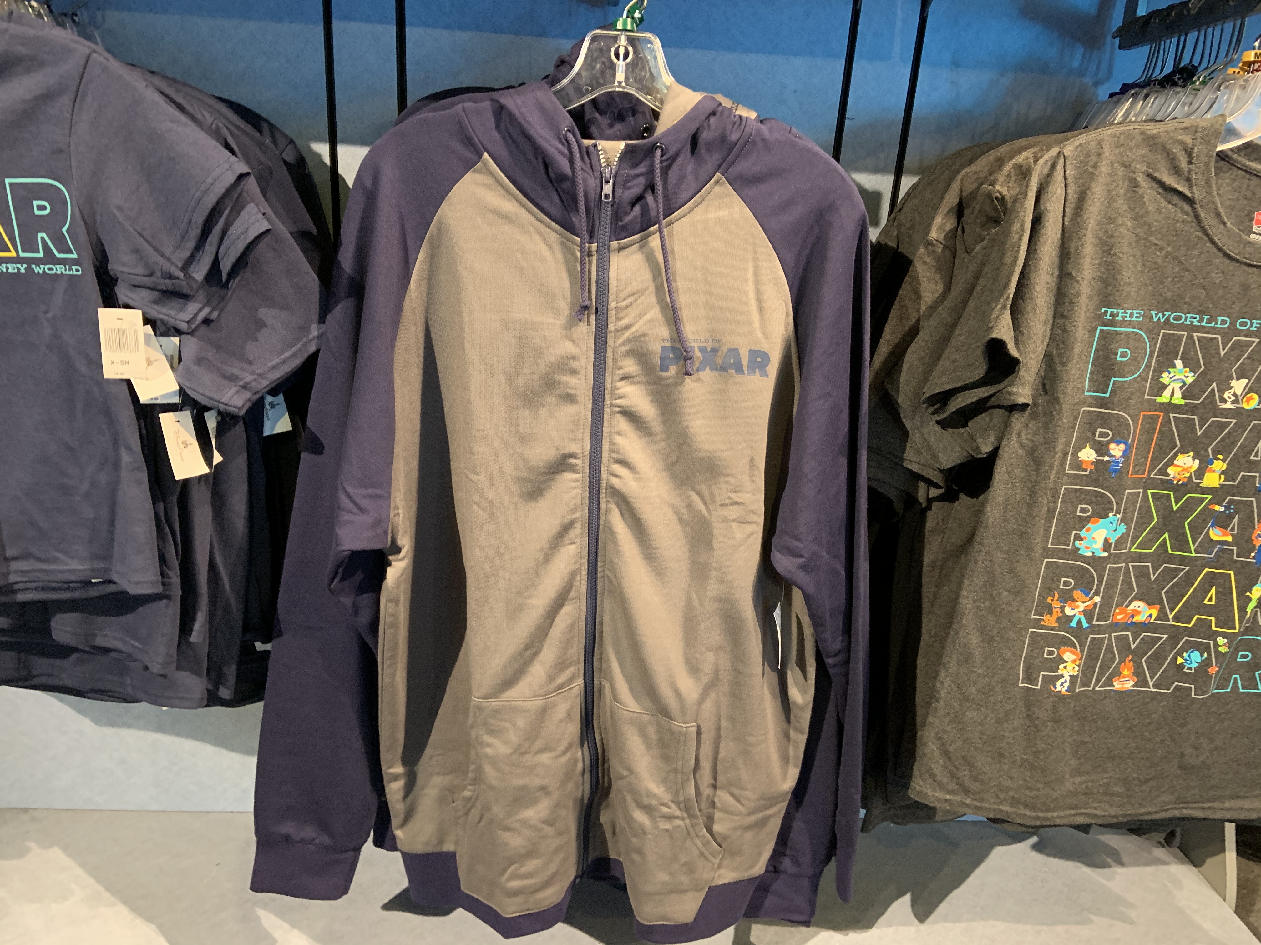Luxo Hoodie 1/2/20 3