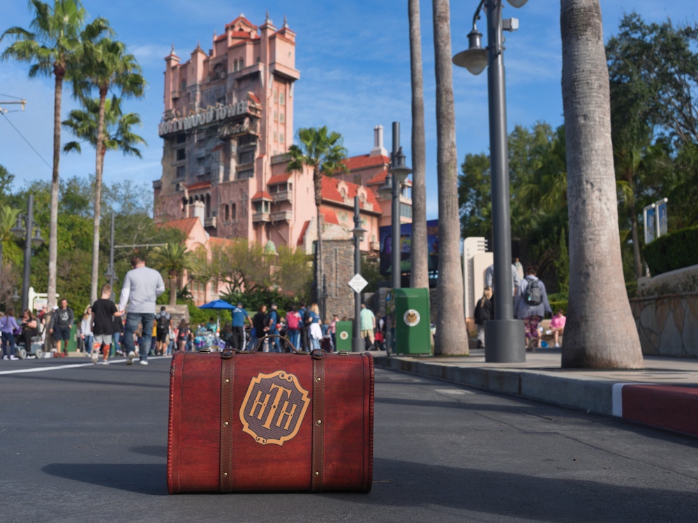 Hollywood Tower Hotel Suitcase 1 1.jpg?auto=compress%2Cformat&fit=scale&h=749&ixlib=php 1.2