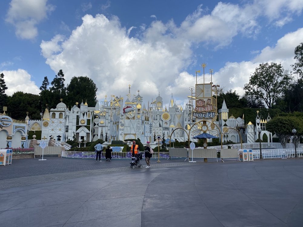 small world refurb