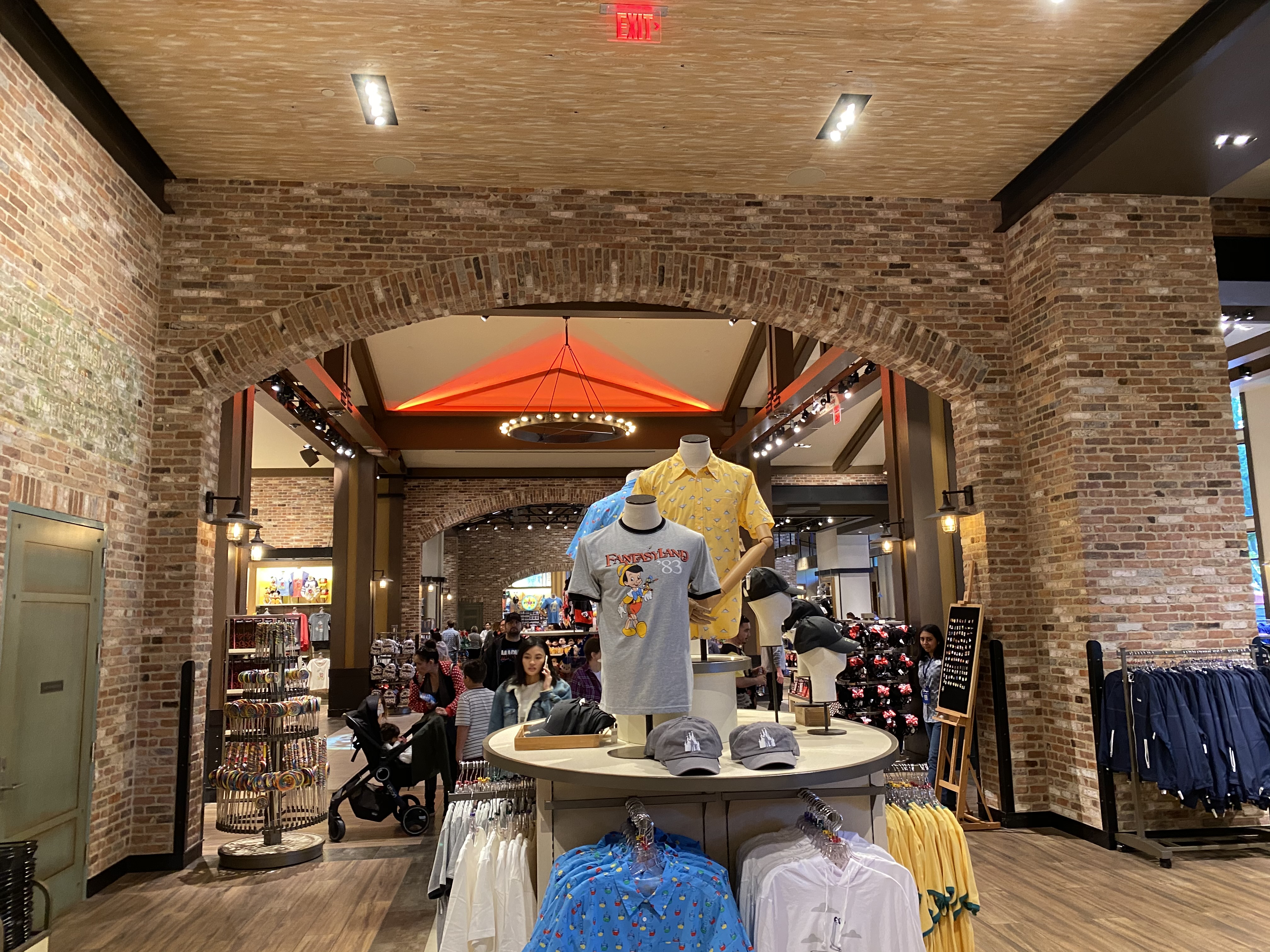 downtown disney DL 2020