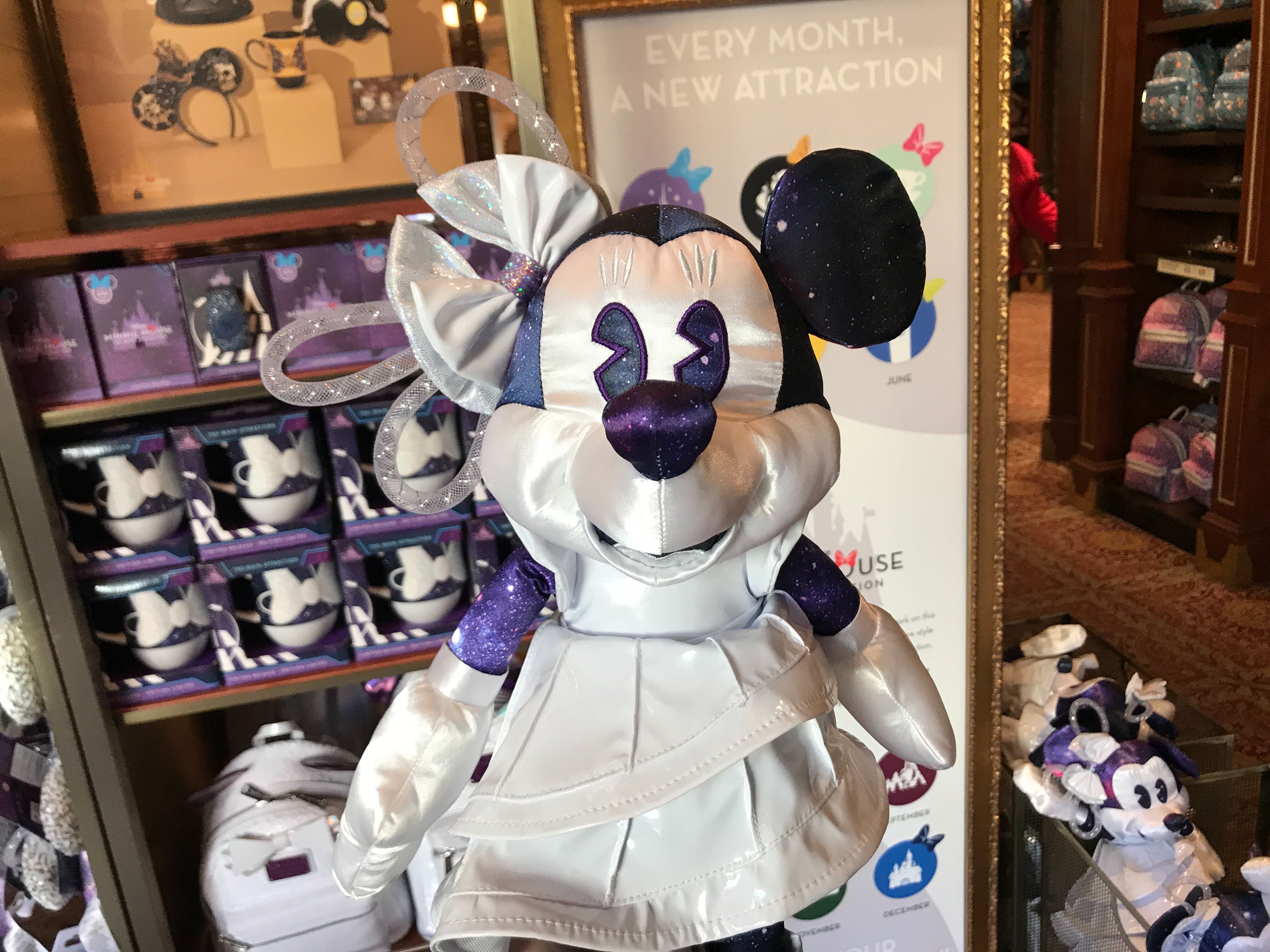 minnie mouse main attraction space mountain plush