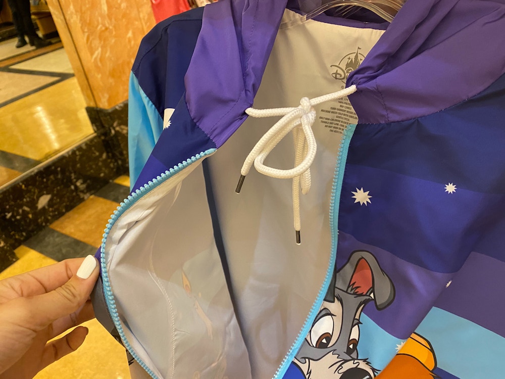 Lady and the Tramp Windbreaker2.jpg?auto=compress%2Cformat&fit=scale&h=750&ixlib=php 1.2