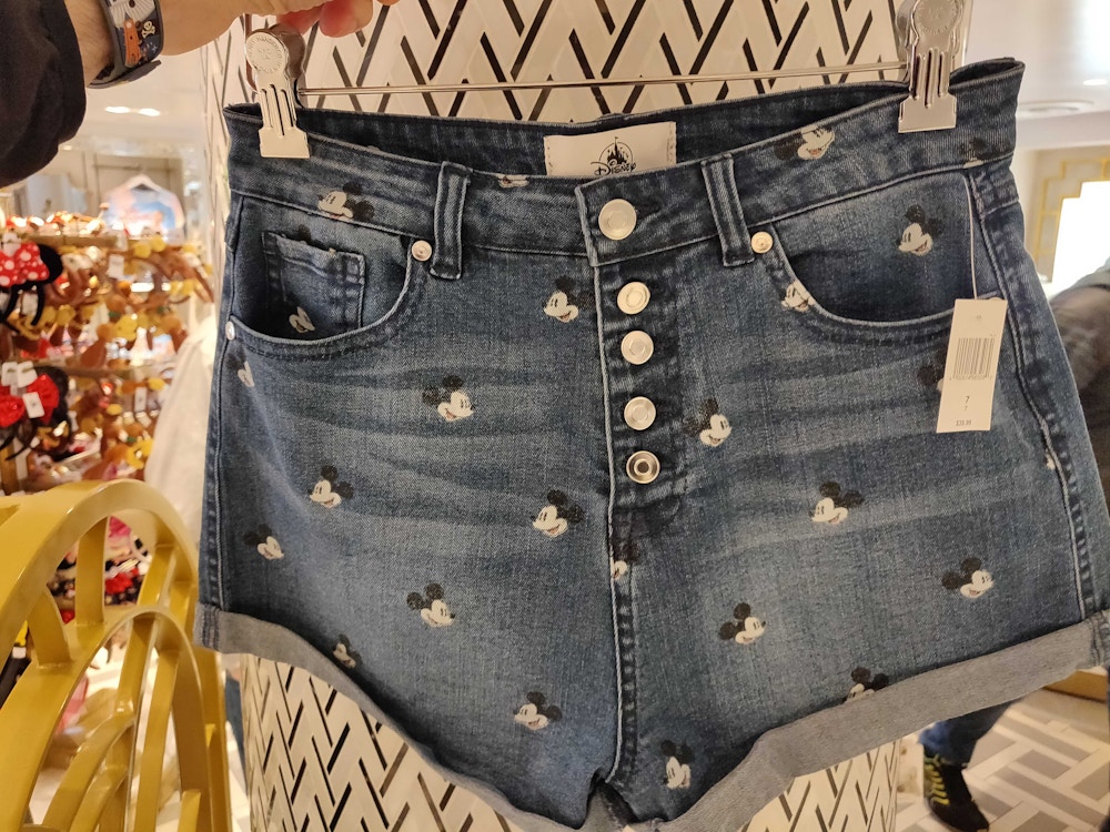 Mickey Denim Shorts3.jpg?auto=compress%2Cformat&fit=scale&h=750&ixlib=php 1.2