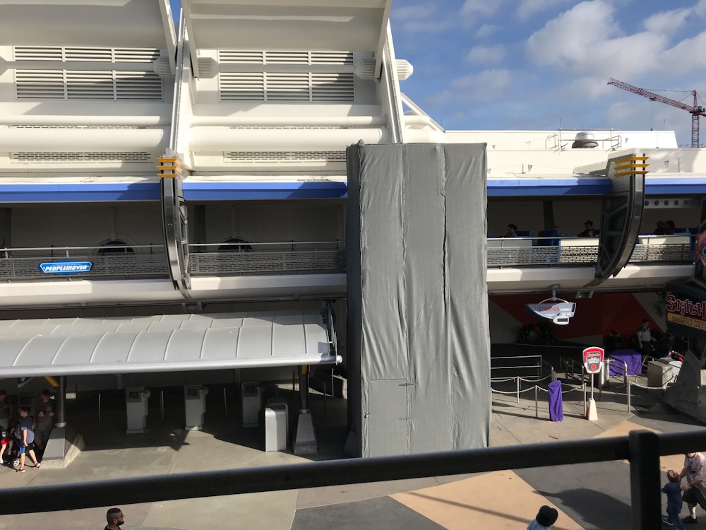 PeopleMover Tomorrowland Refurbishment2.jpg?auto=compress%2Cformat&fit=scale&h=750&ixlib=php 1.2