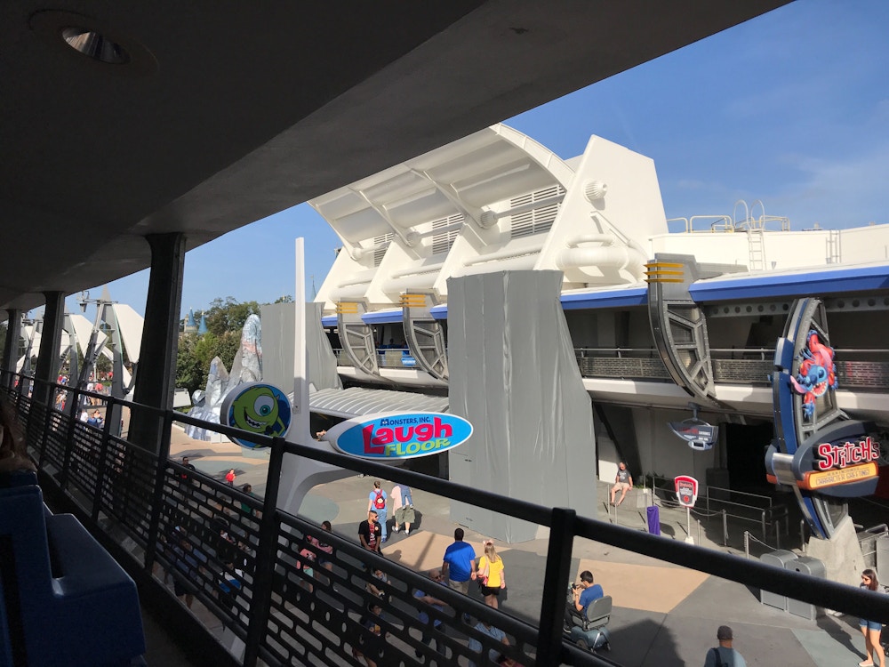 PeopleMover Tomorrowland Refurbishment4.jpg?auto=compress%2Cformat&fit=scale&h=750&ixlib=php 1.2