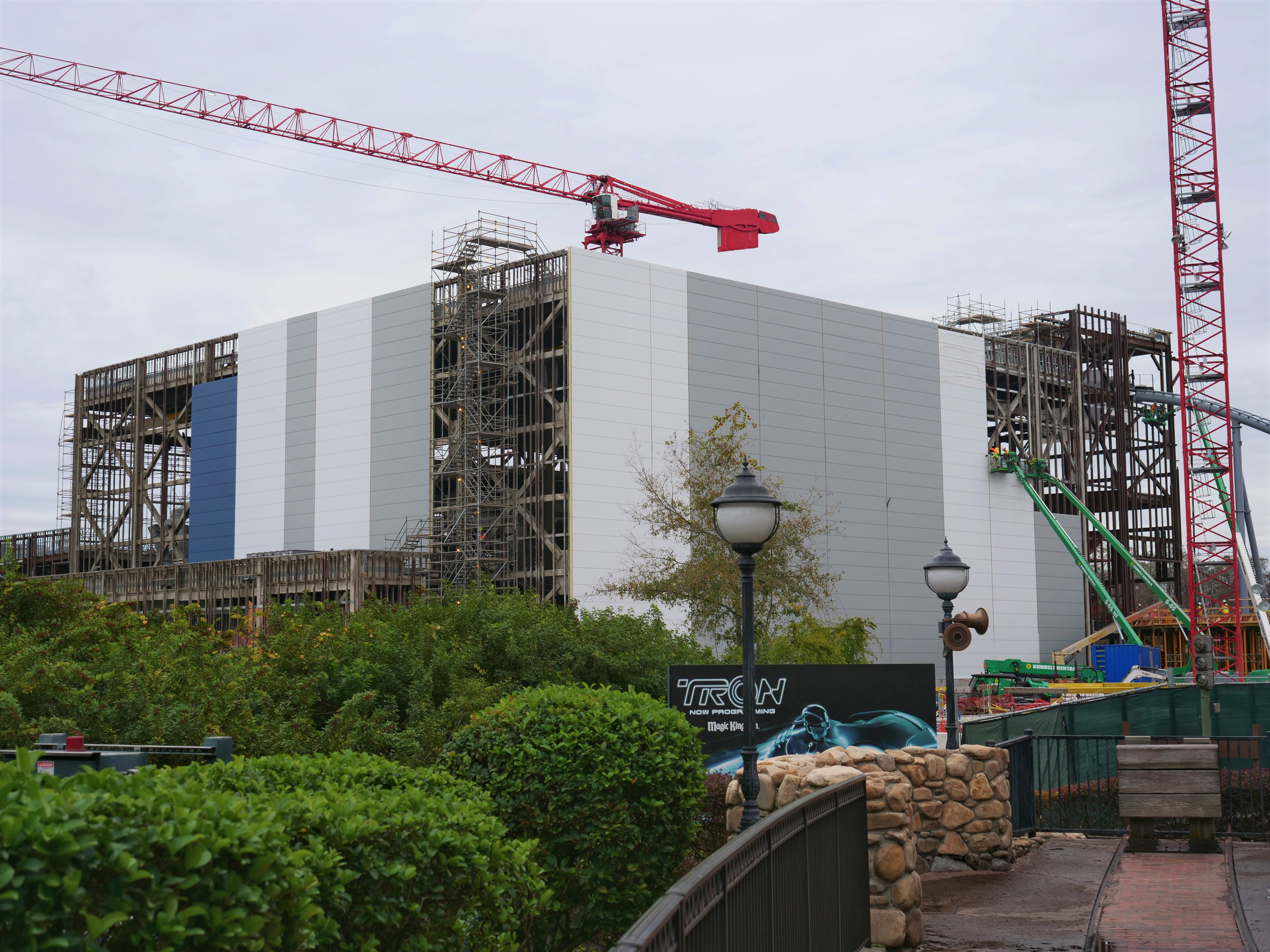 Tron Construction