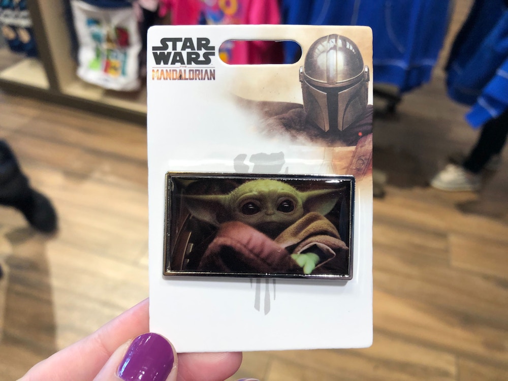 baby yoda pin