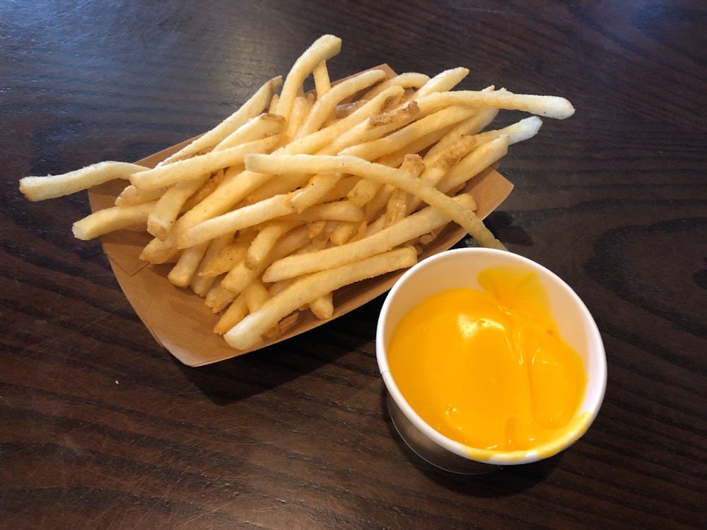 backlot express cheese sauce photo report jan102020 1.jpg?auto=compress%2Cformat&fit=scale&h=750&ixlib=php 1.2