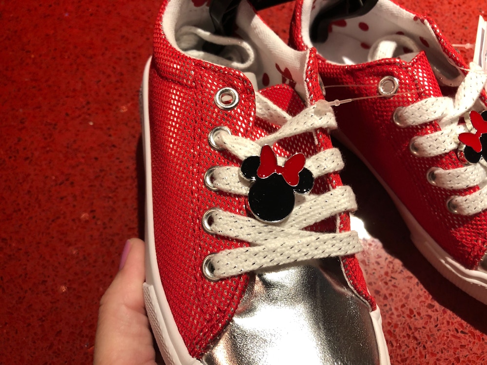 minnie mouse children's shoes and shoelace charms