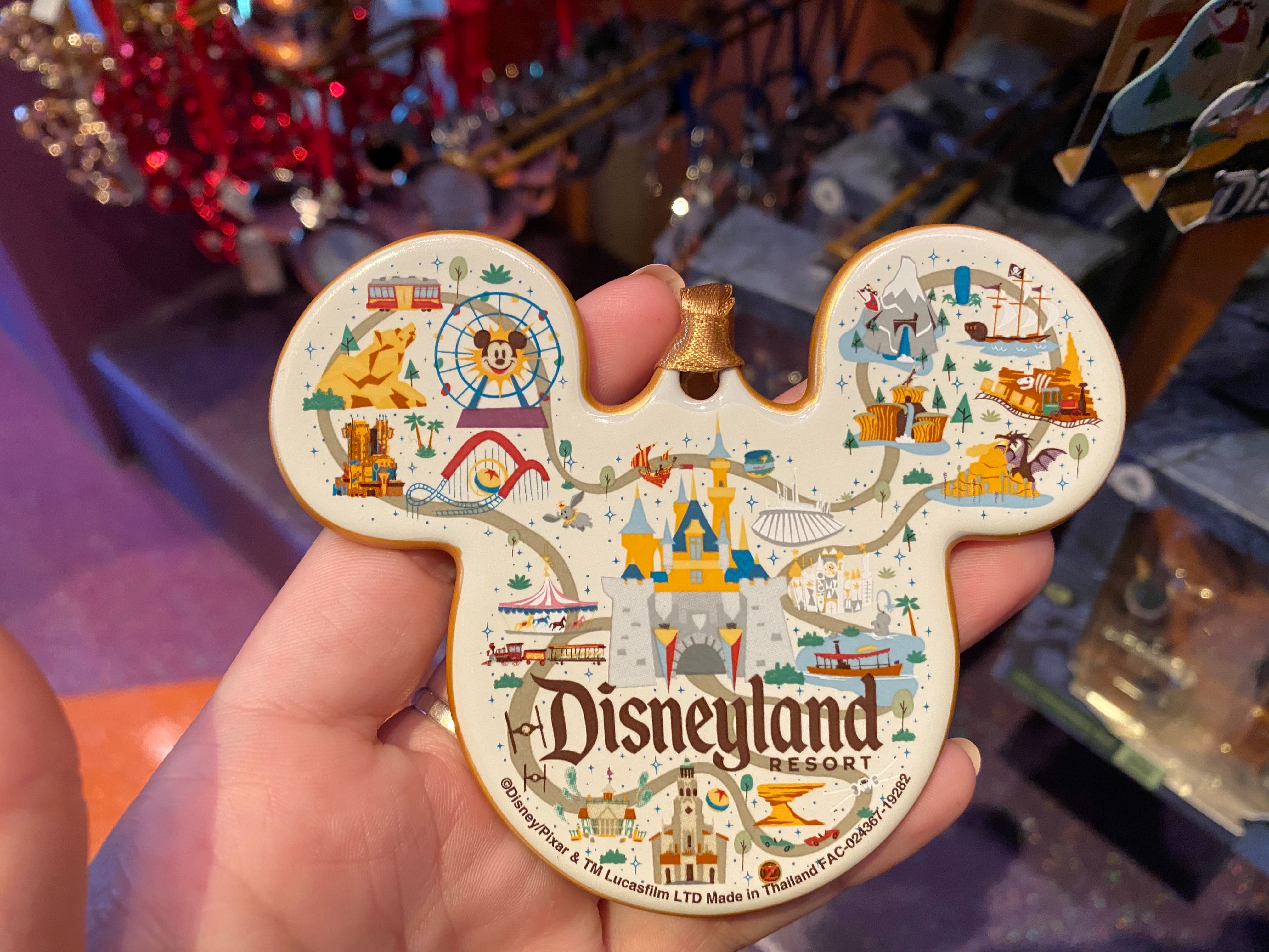 PHOTOS New Additions to the "Park Life" Merchandise Collection (Towel