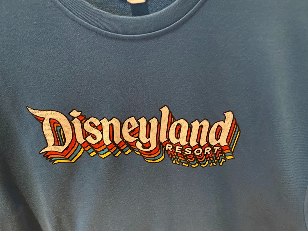 disneyland-retro-merchandise-01-25-2020-sweatshirt-3.jpg