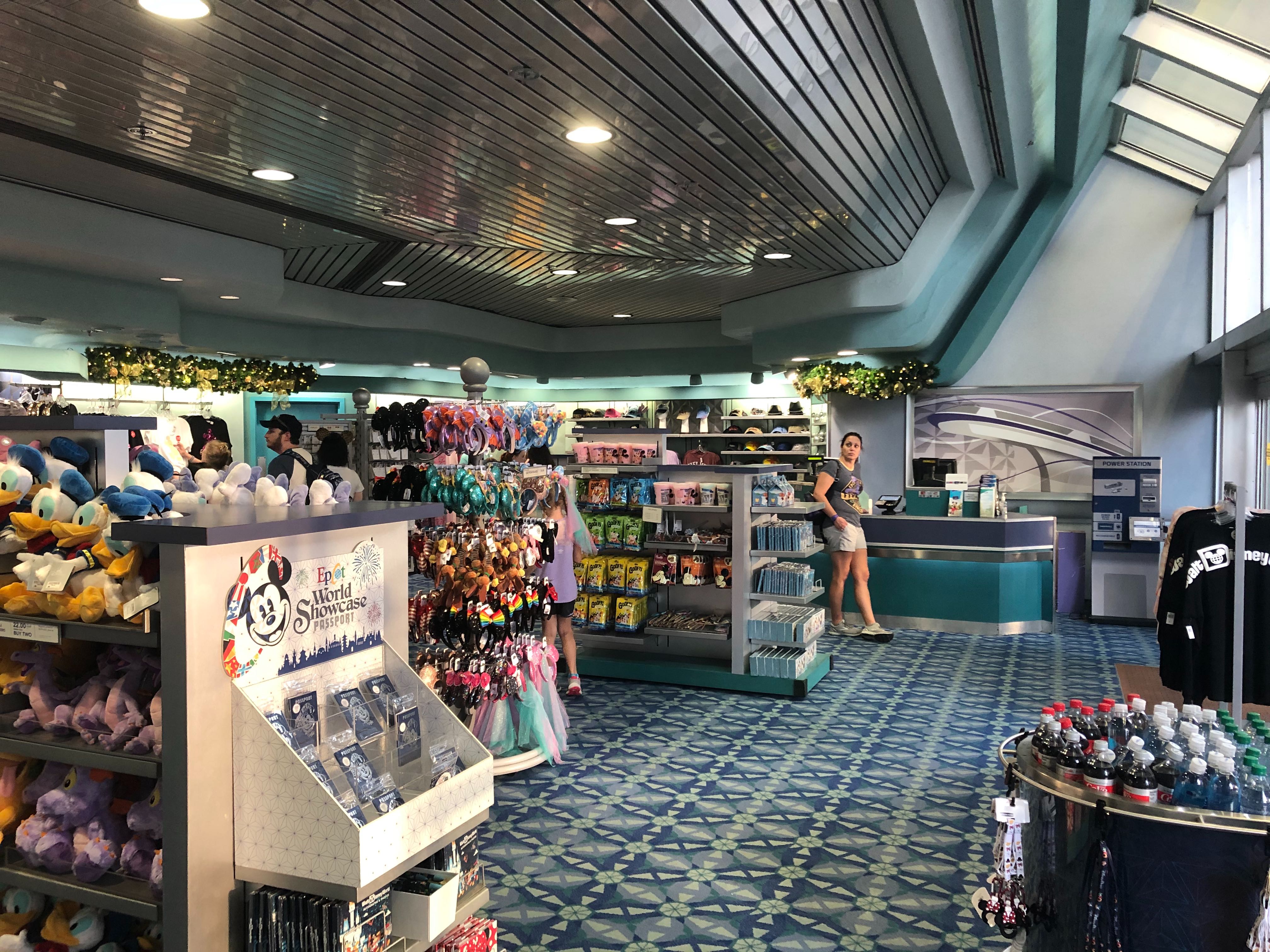 gateway-gifts-closing-2020-interior-7.jpg