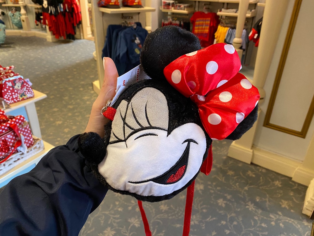 minnie mouse wristlet