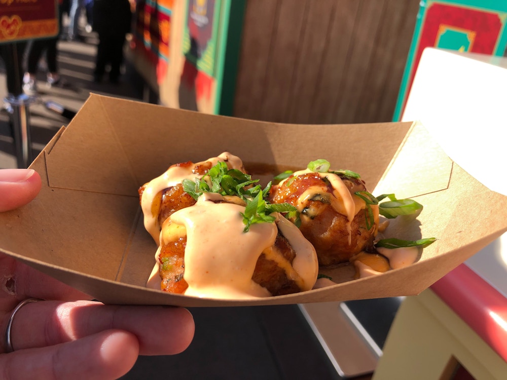 red dragon spice traders disney california adventure lunar new year 2020 shrimp ginger dumplings 2.jpg?auto=compress%2Cformat&fit=scale&h=750&ixlib=php 1.2