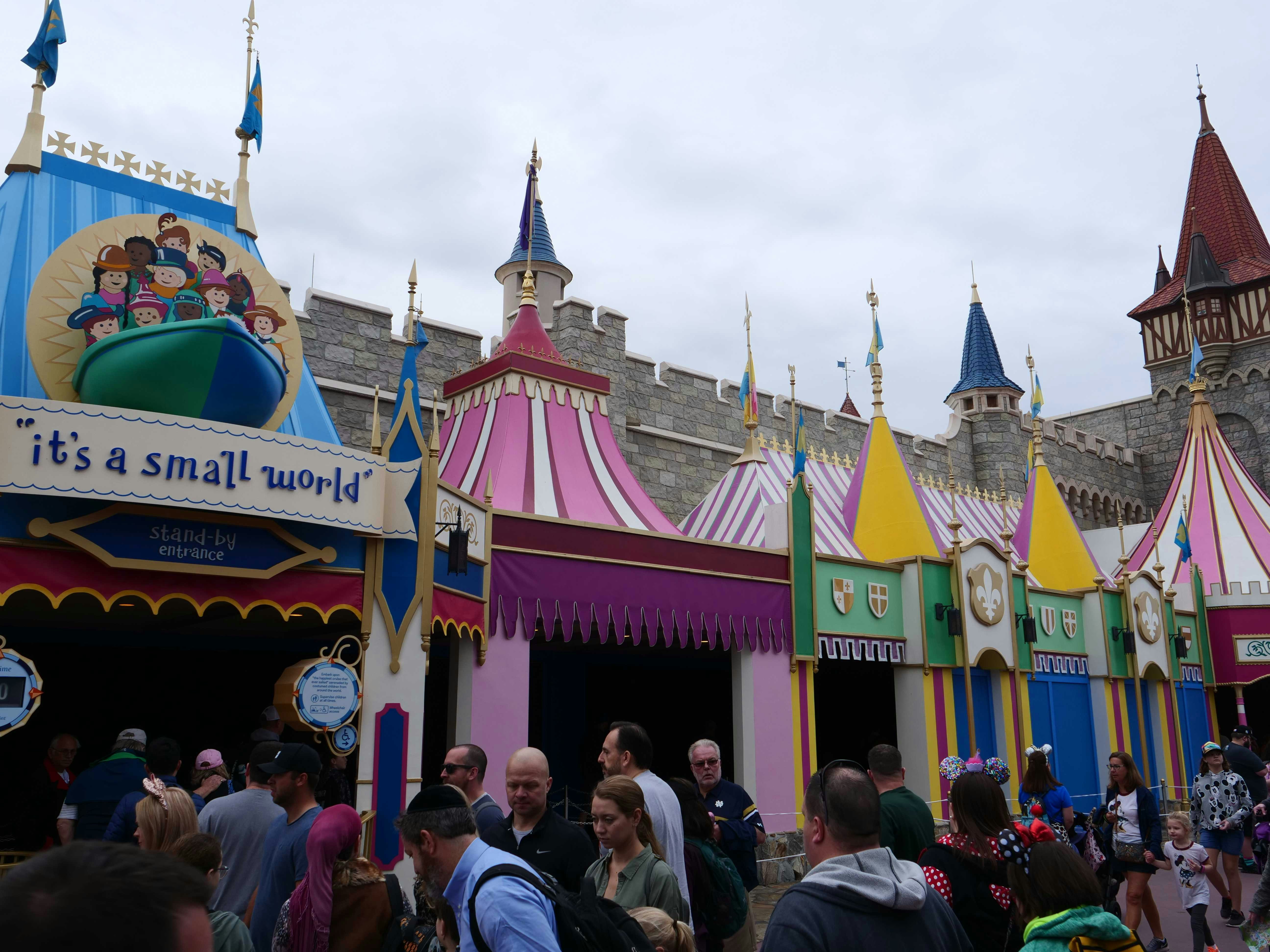 Photos It S A Small World Queue Refurbishment Now Underway At The Magic Kingdom Wdw News Today