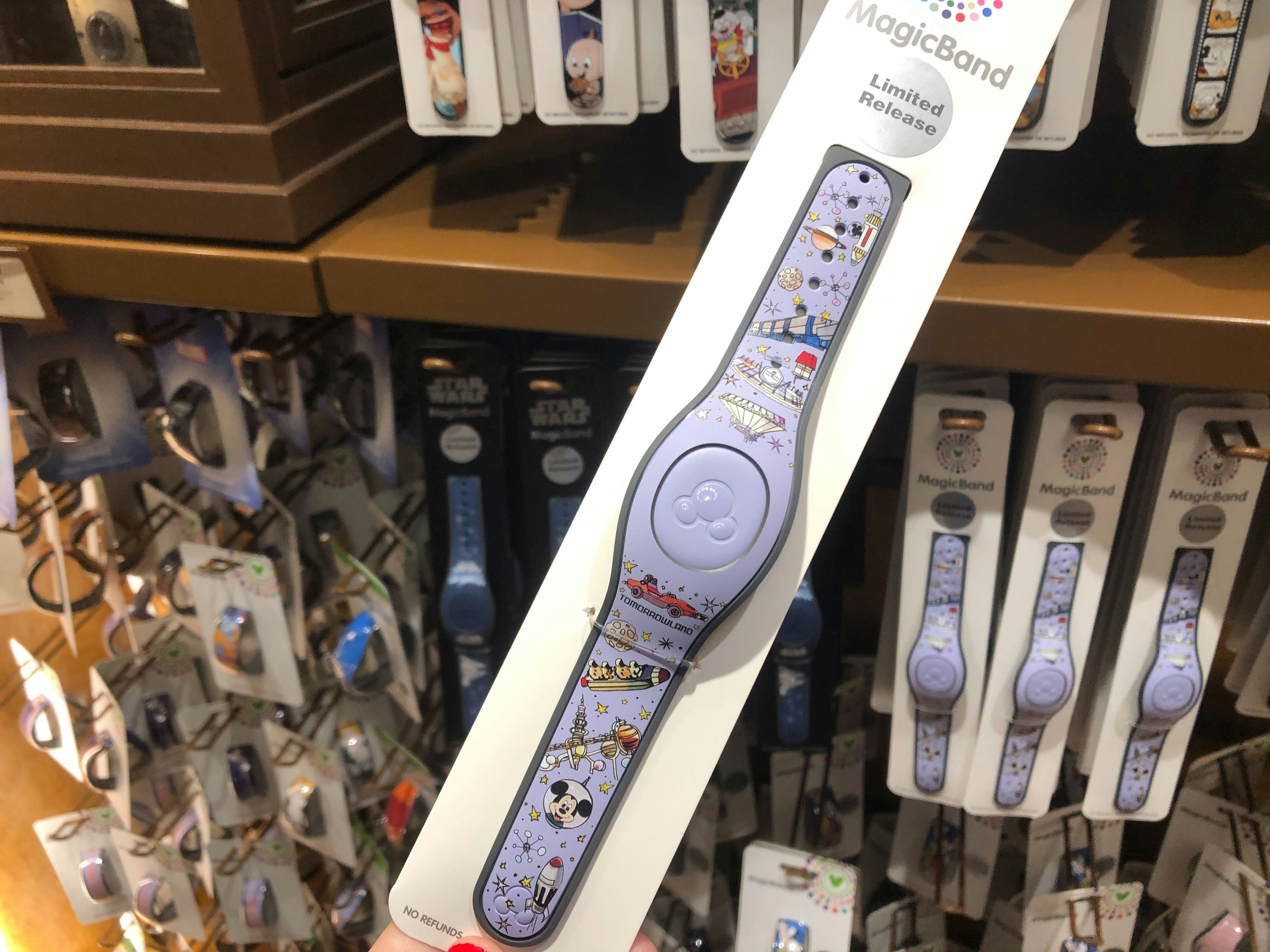 tomorrowland limited release magicband 2020 2.jpg?auto=compress%2Cformat&ixlib=php 1.2