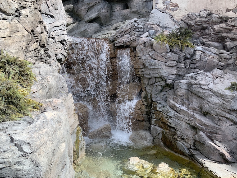 17 021820 Epcot Waterfall in Norway.jpeg?auto=compress%2Cformat&fit=scale&h=750&ixlib=php 1.2