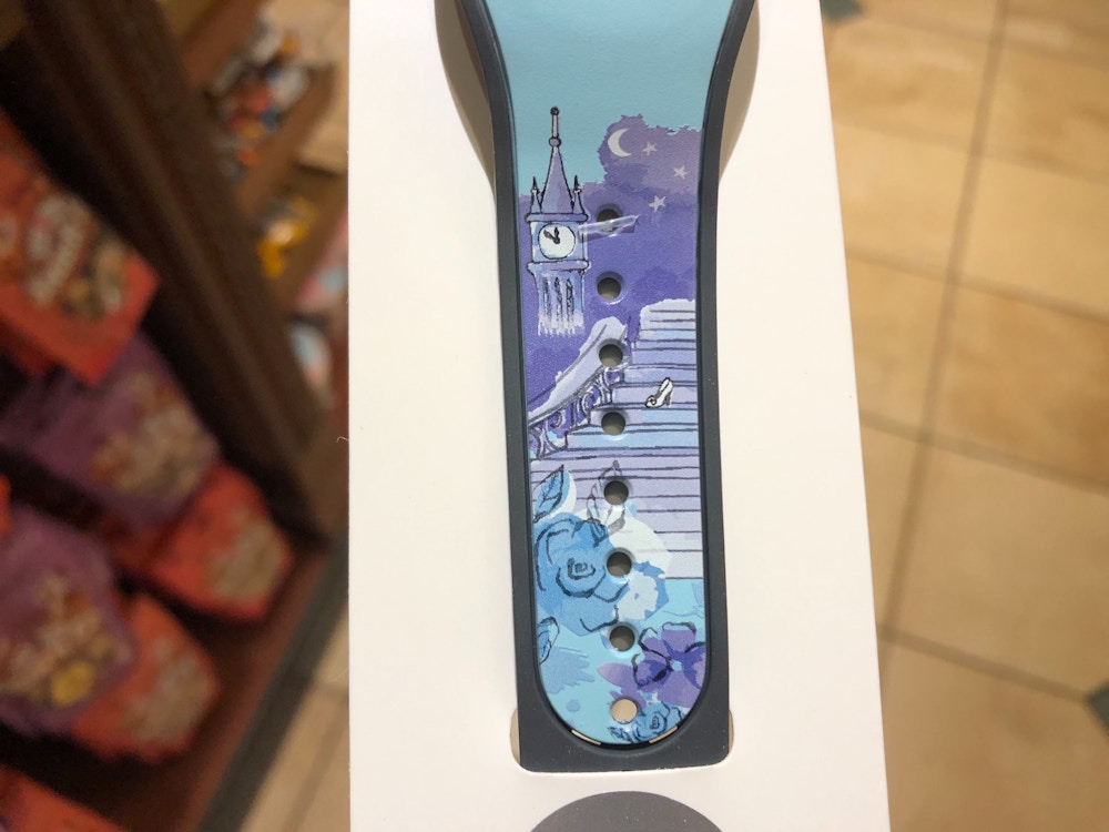 70th Anniversary Cinderella MagicBand1.jpg?auto=compress%2Cformat&fit=scale&h=750&ixlib=php 1.2