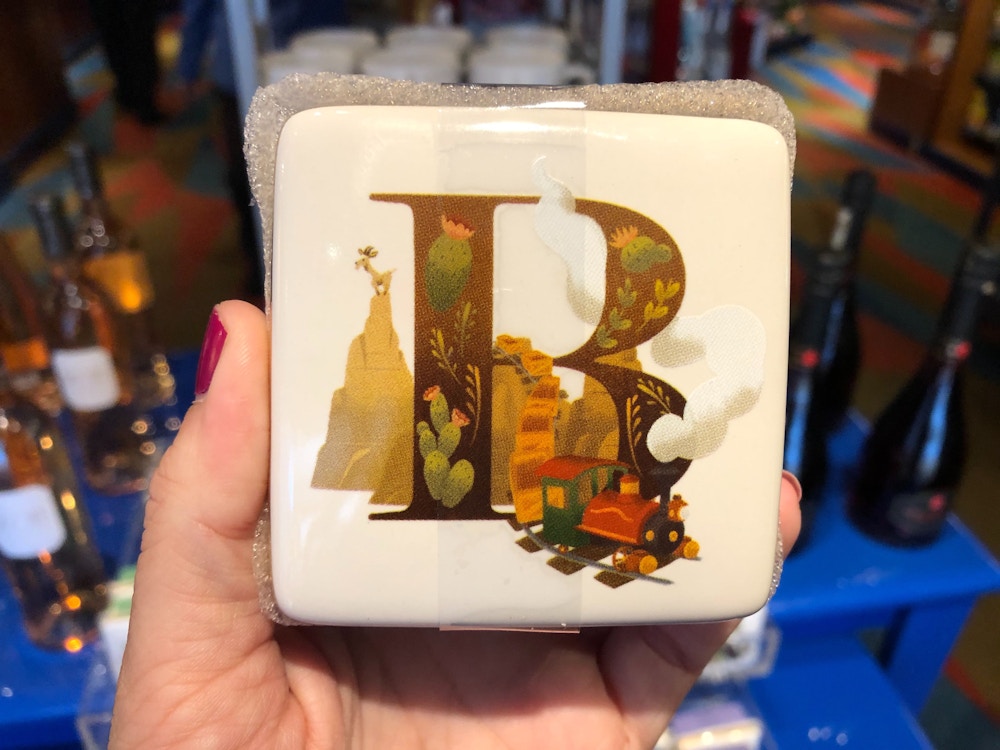 ABCDisney Trinket Boxes B Big Thunder Mountain Railroad 2.jpg?auto=compress%2Cformat&fit=scale&h=750&ixlib=php 1.2