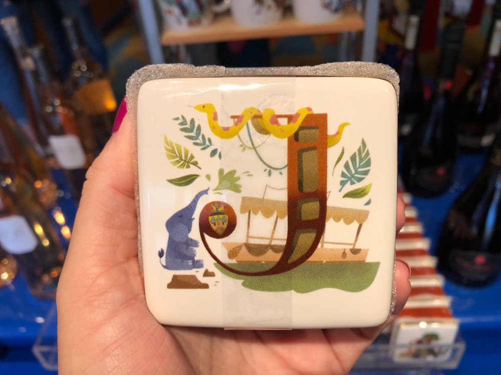 ABCDisney Trinket Boxes J Jungle Cruise 1.jpg?auto=compress%2Cformat&fit=scale&h=750&ixlib=php 1.2