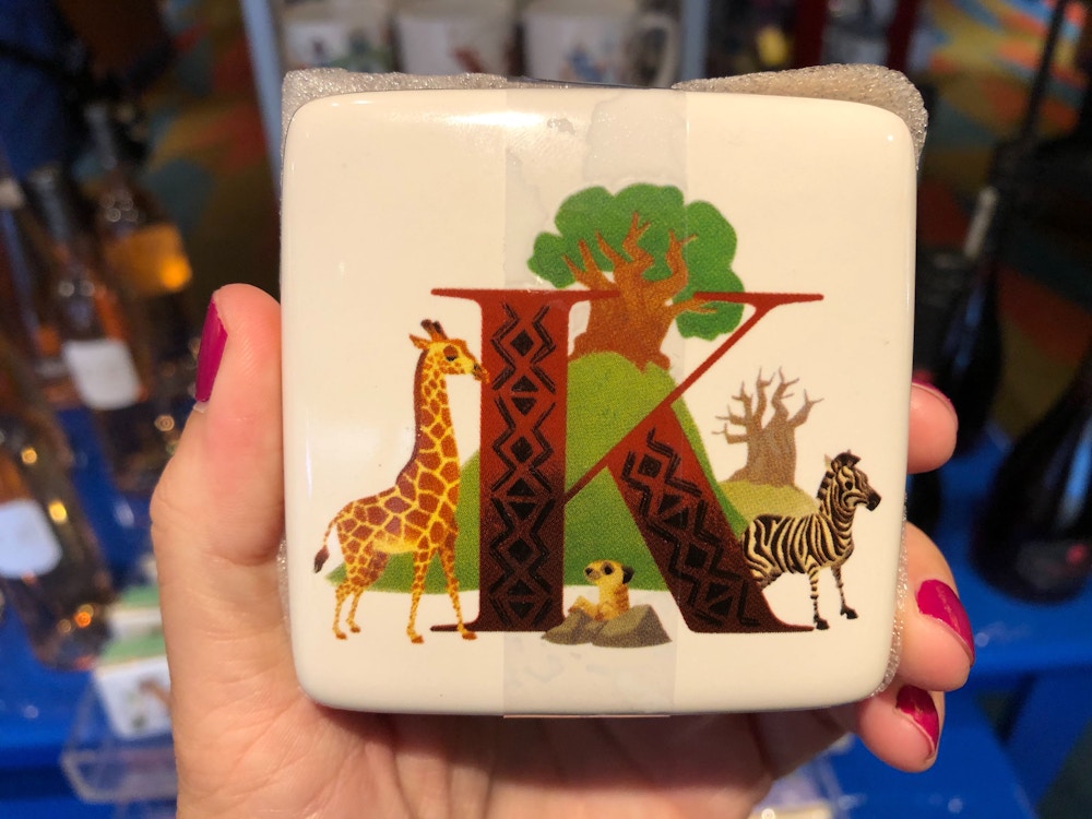 ABCDisney Trinket Boxes K Kilimanjaro Safaris 1.jpg?auto=compress%2Cformat&fit=scale&h=750&ixlib=php 1.2