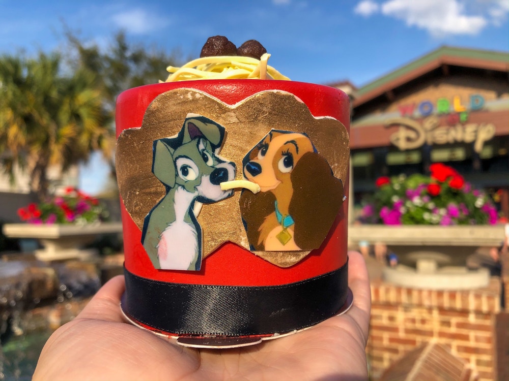 Amorettess Patisserie Valentines Day 2020 Bella Notte Lady and the Tramp Petit Cake 9.jpg?auto=compress%2Cformat&fit=scale&h=750&ixlib=php 1.2