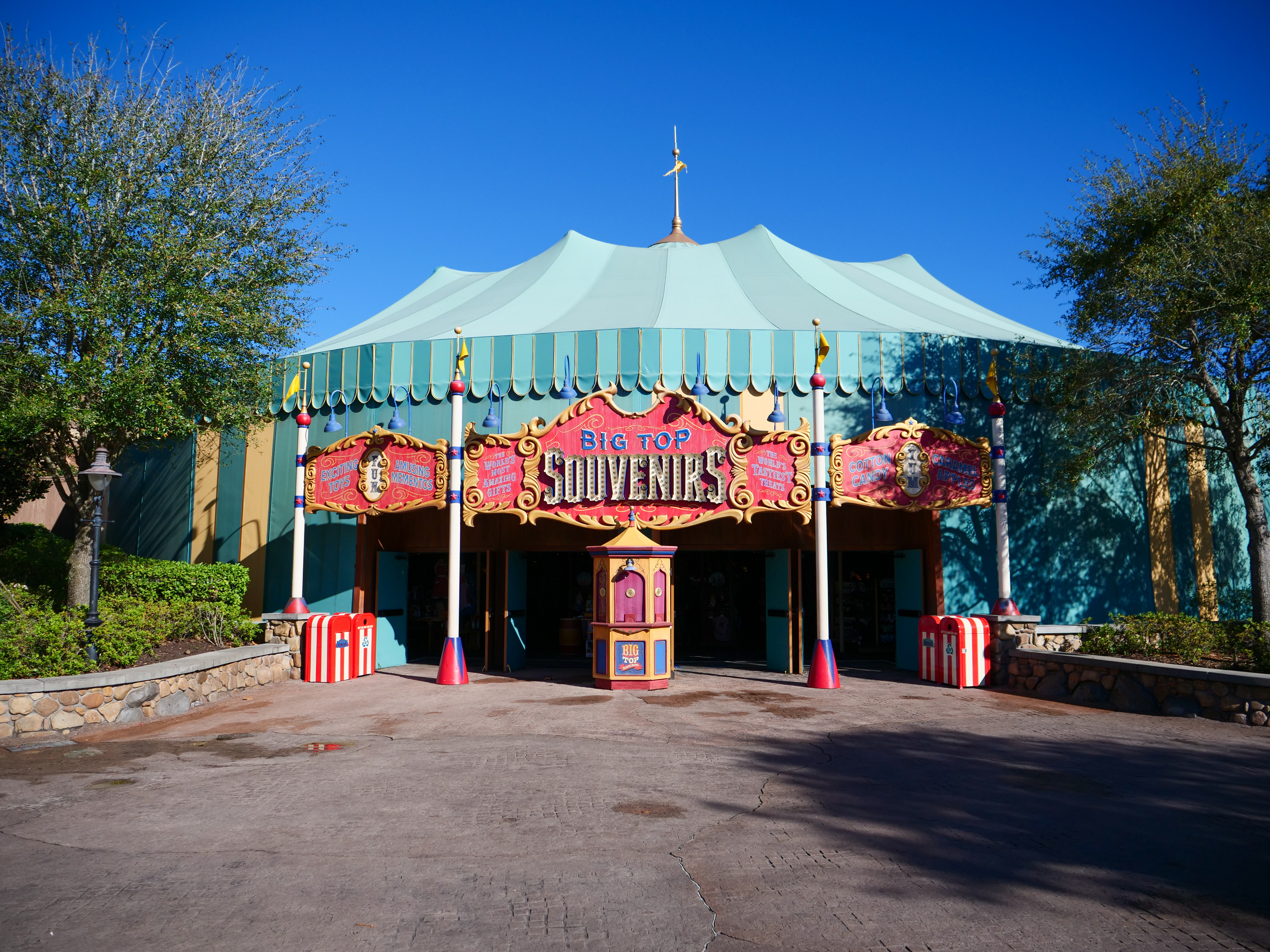 Big Top Souvenirs Reopens