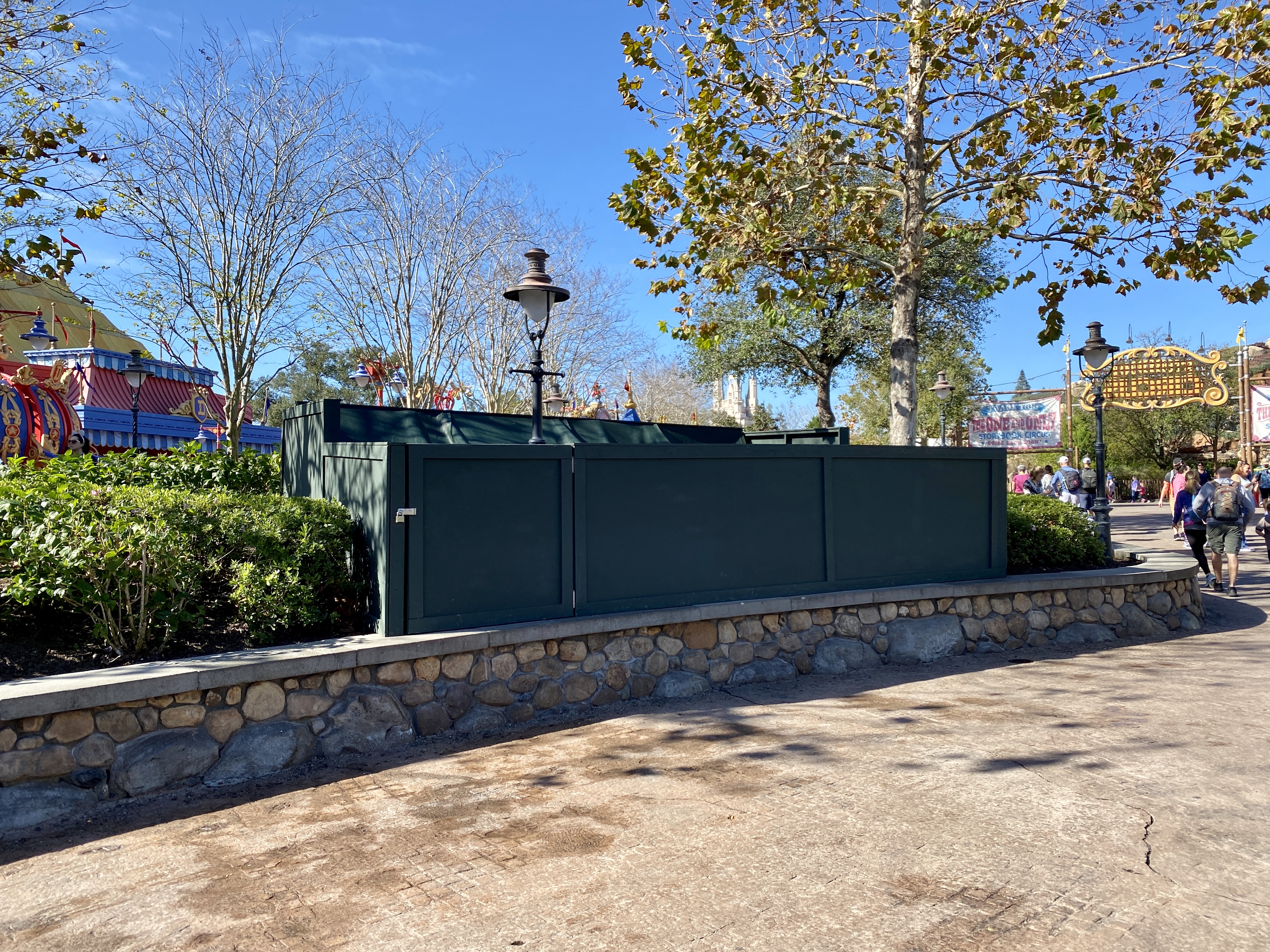 Storybook circus construction box