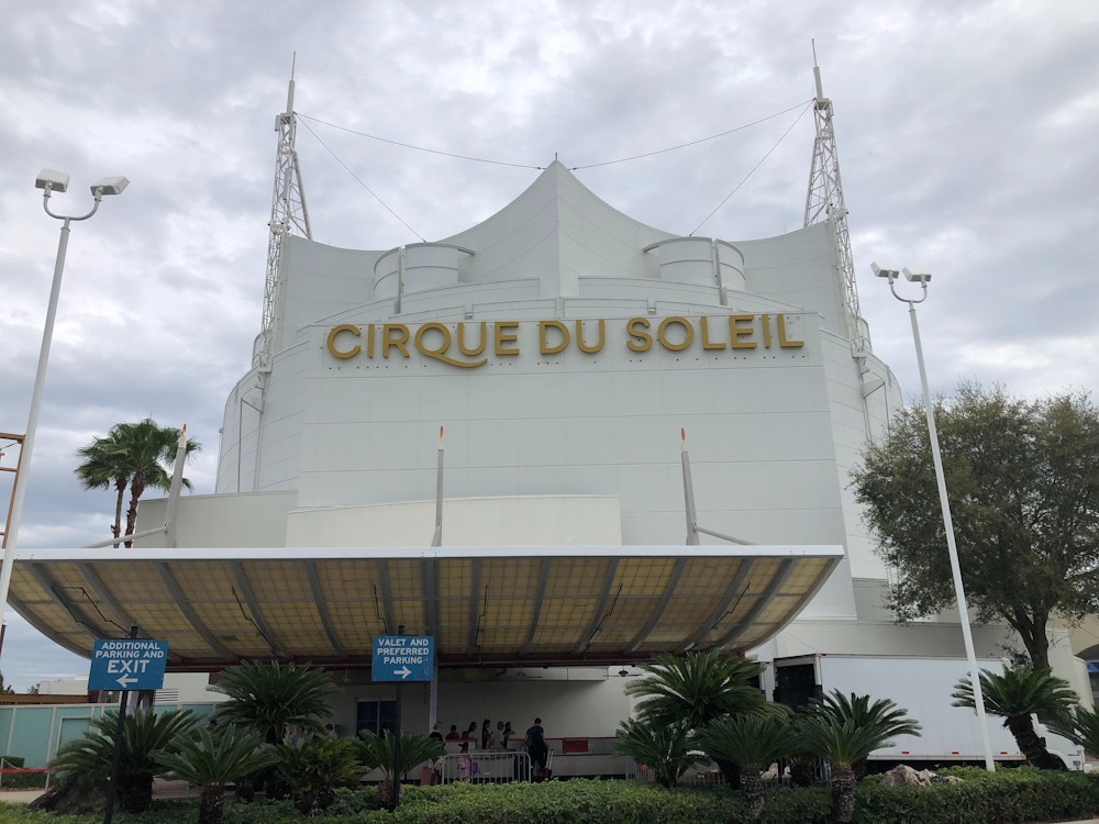 Cirque Du Soleil11.jpg?auto=compress%2Cformat&fit=scale&h=750&ixlib=php 1.2