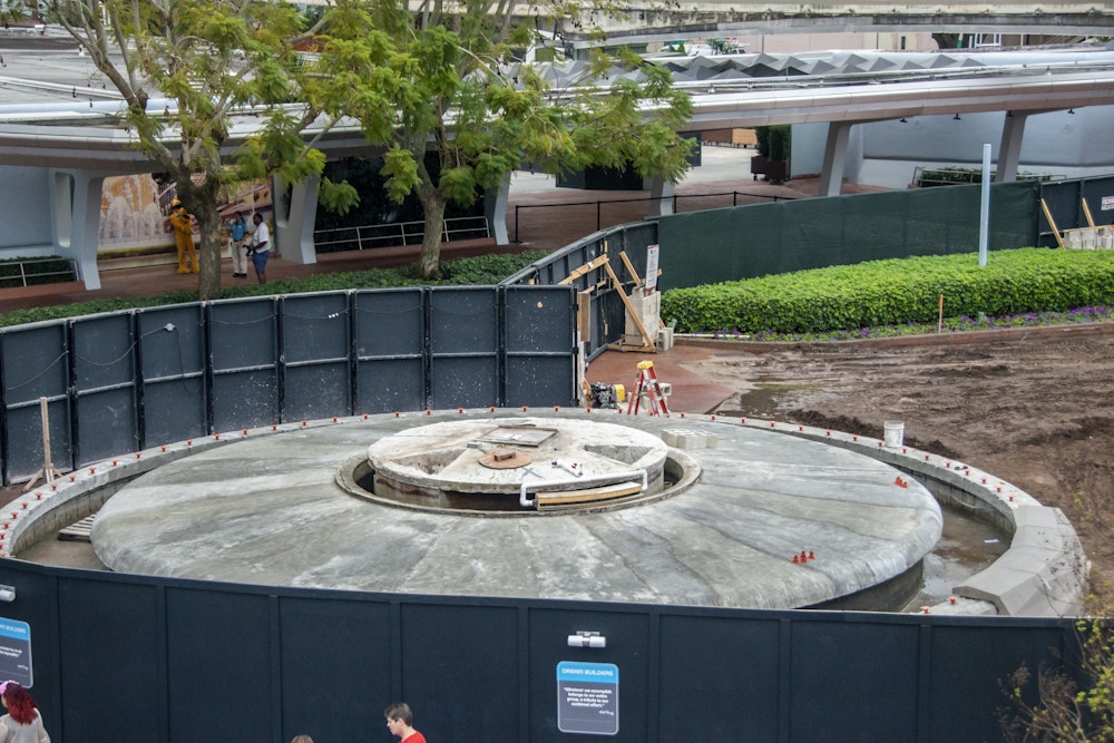 EPCOT Entrance Fountain 2 6 20 Base.jpg?auto=compress%2Cformat&fit=scale&h=667&ixlib=php 1.2