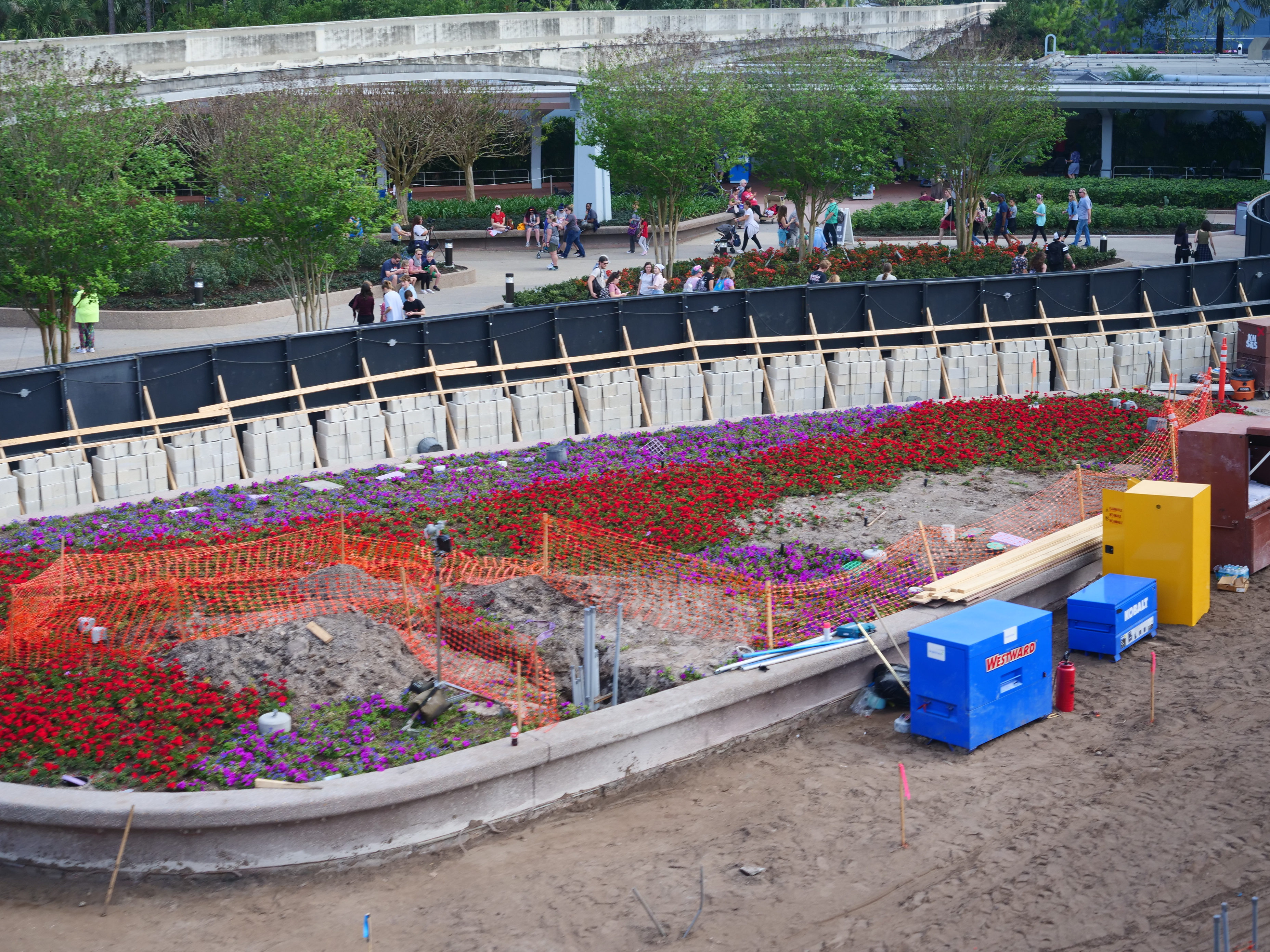 EPCOT Entry Construction