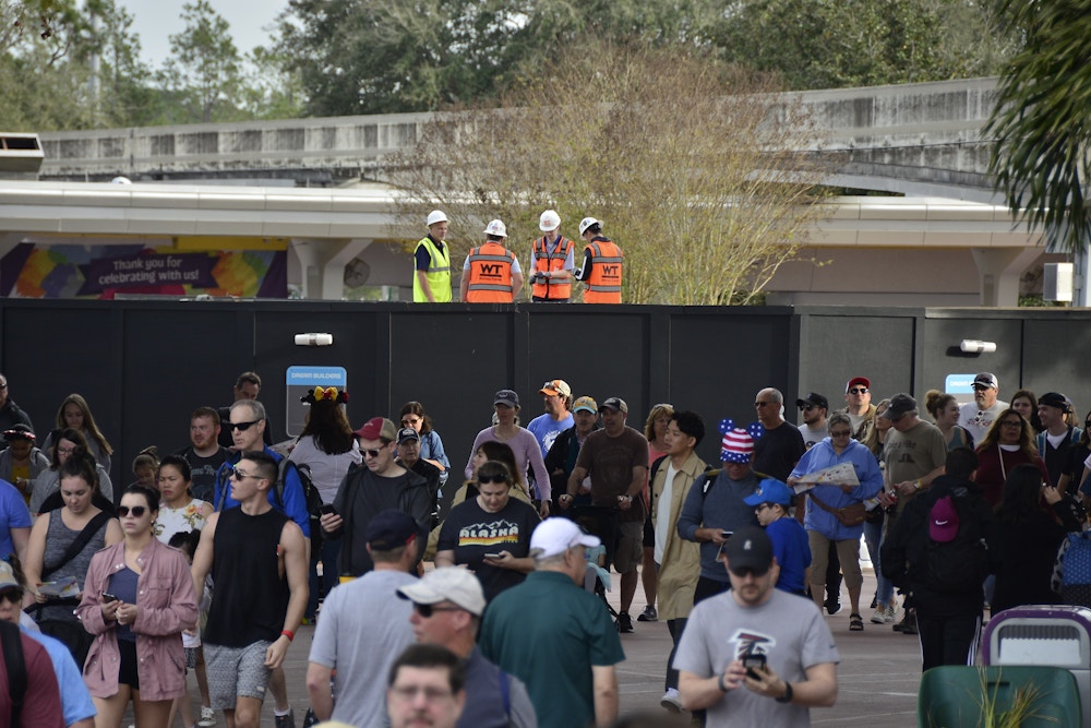 FUkYxEiy EPCOT Photo Report 2 5 20 workers.JPG?auto=compress%2Cformat&fit=scale&h=667&ixlib=php 1.2