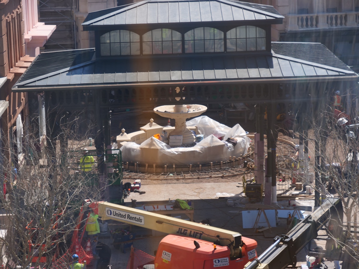 France Pavilion Construction