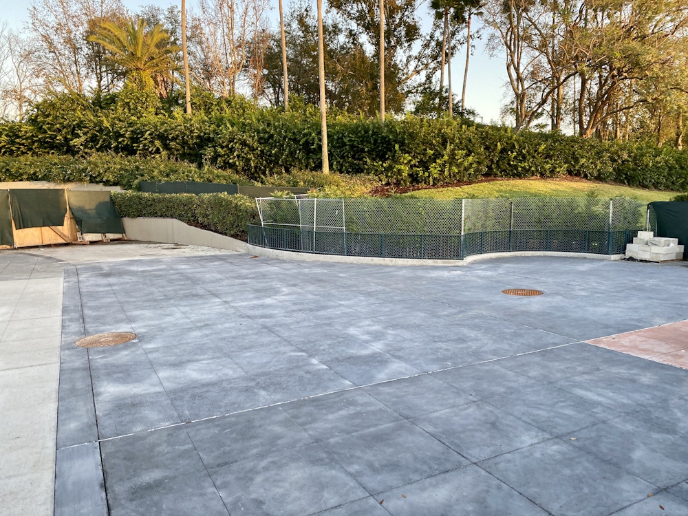 Hollywood studios entrance construction