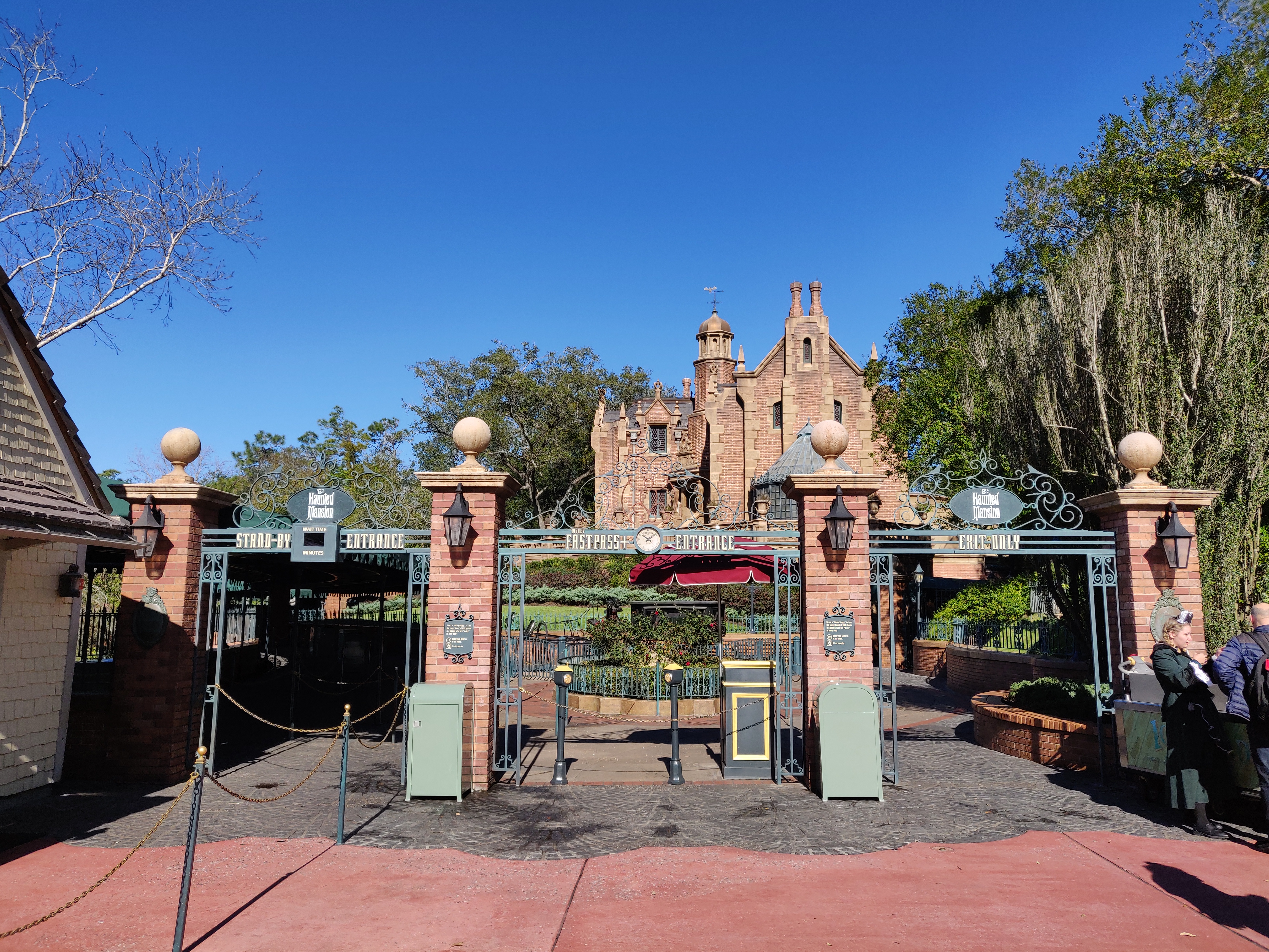 Haunted Mansion Temporarily Closed