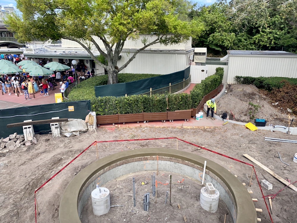 Magic kingdom entrance construction