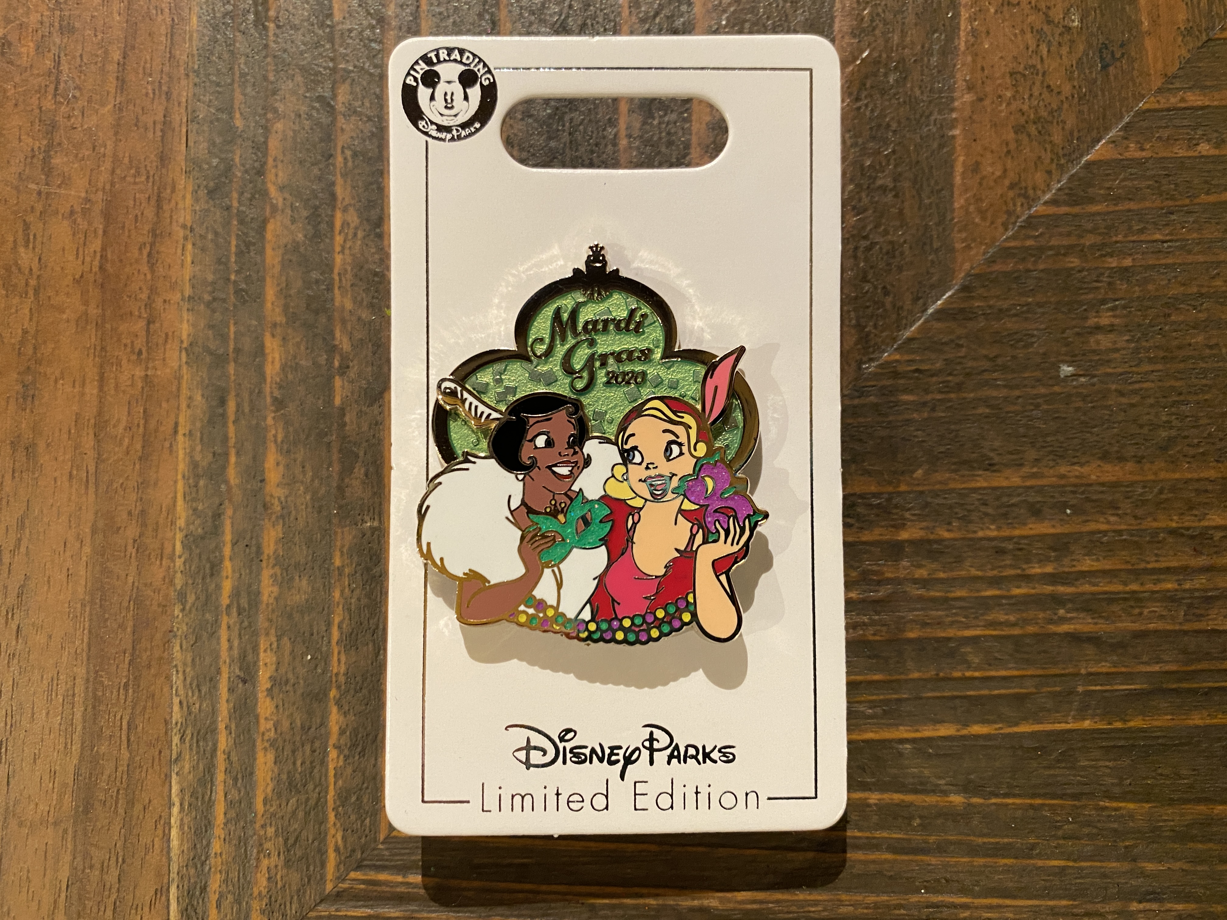 Mardi Gras le pin