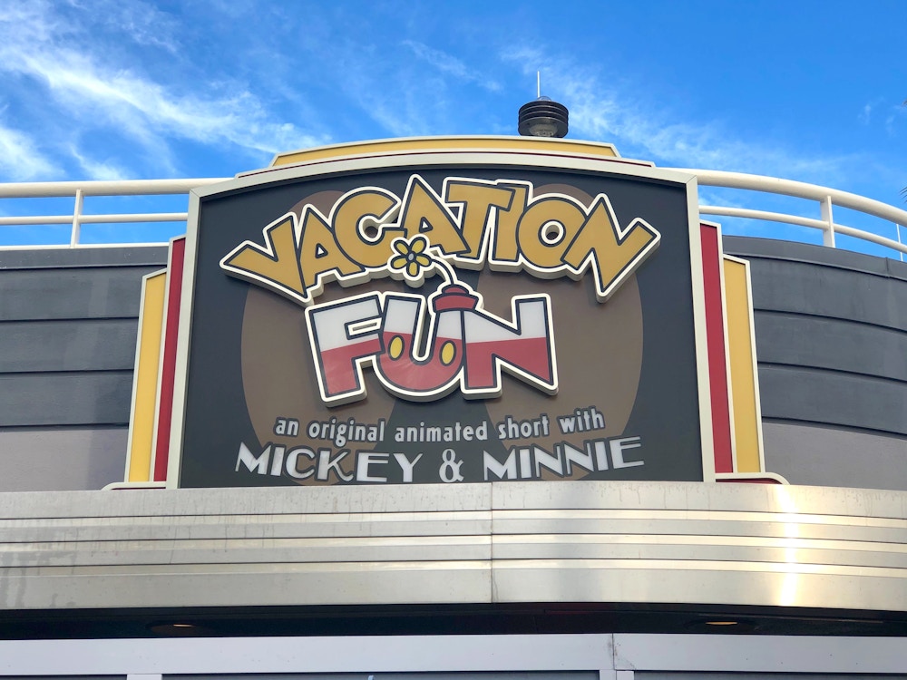 ODLVn4WN mickey shorts theater vacation fun marquee 17.jpg?auto=compress%2Cformat&fit=scale&h=750&ixlib=php 1.2