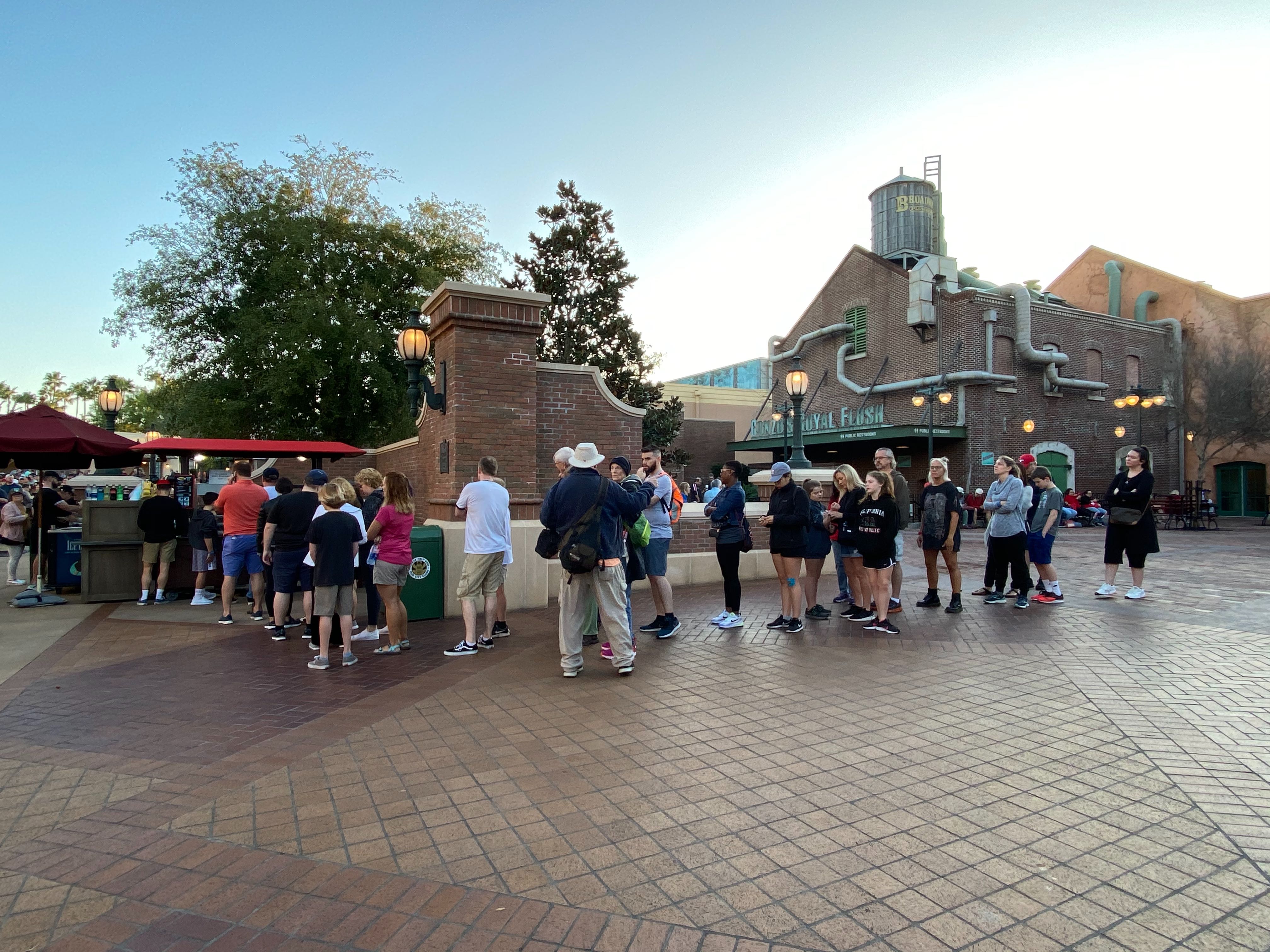 food coffee line hollywood studios