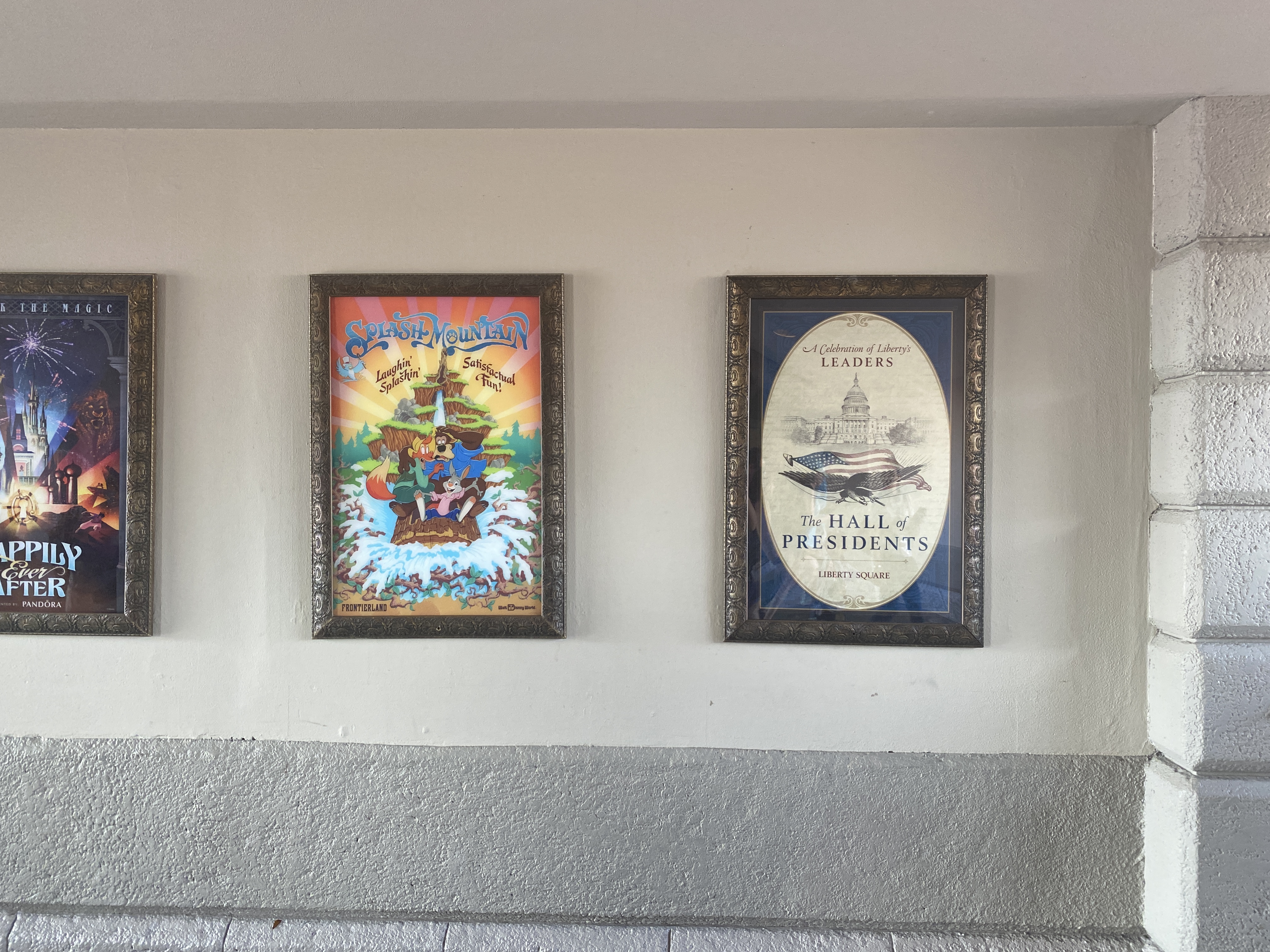 Poster return magic kingdom